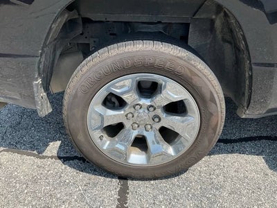 2022 RAM 1500 Big Horn Crew Cab 4x4 5'7" Box