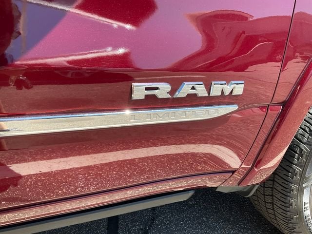 2021 RAM 1500 Limited Crew Cab 4x4 5'7" Box