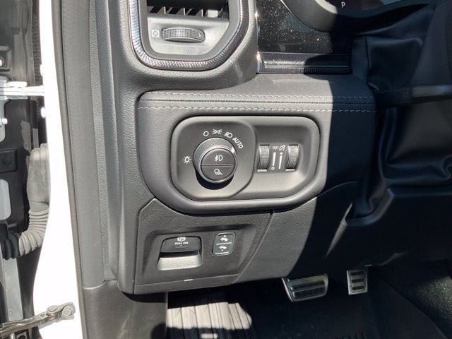 2026 RAM 1500 RHO Crew Cab 4x4 5'7" Box
