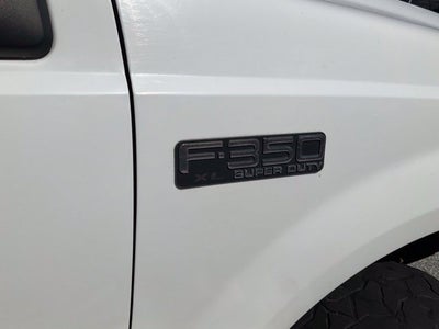 2000 Ford Super Duty F-350 SRW XL