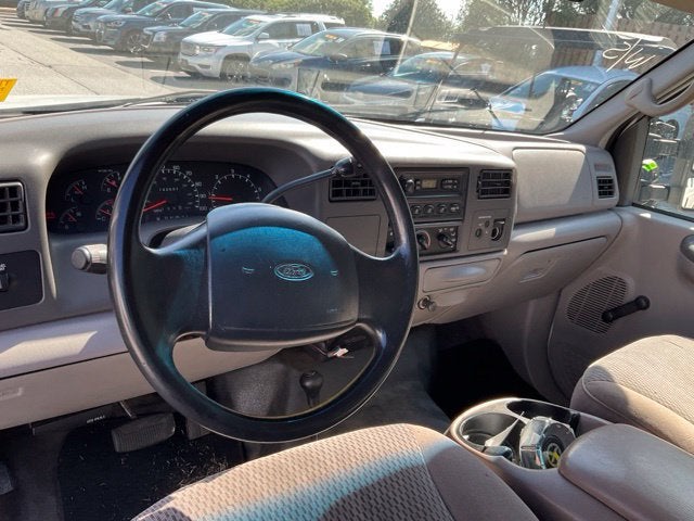 2000 Ford Super Duty F-350 SRW XL