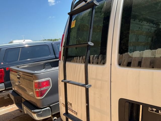 2022 Chevrolet Express Cargo 2500 WT