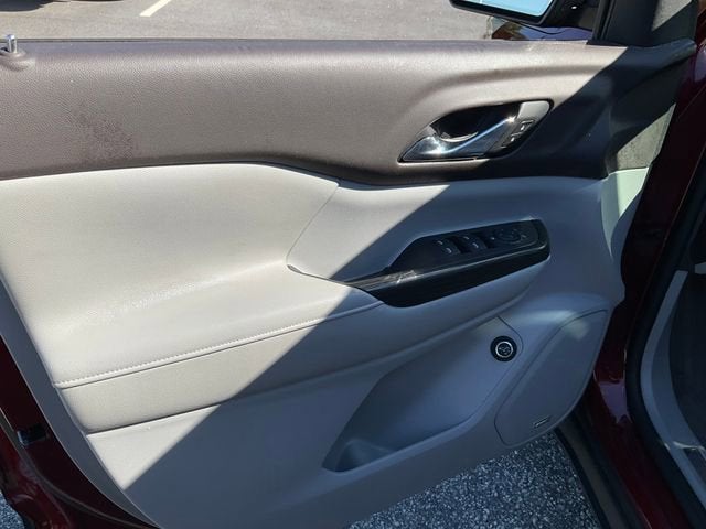 2017 GMC Acadia SLT