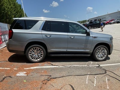 2025 GMC Yukon Elevation