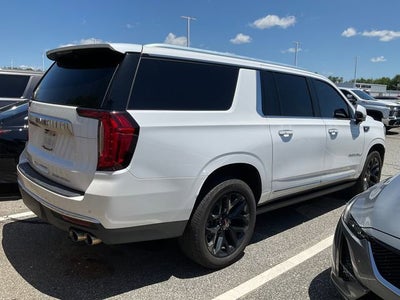 2022 GMC Yukon XL Denali