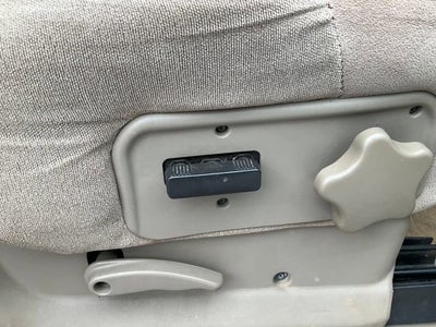 2002 Chevrolet Suburban LS