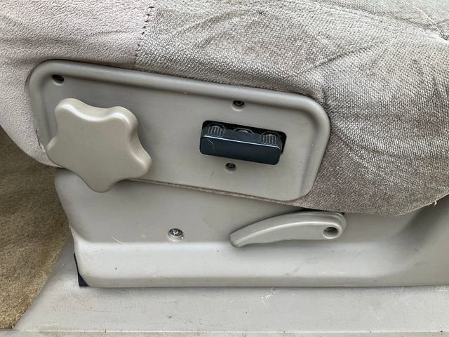 2002 Chevrolet Suburban LS