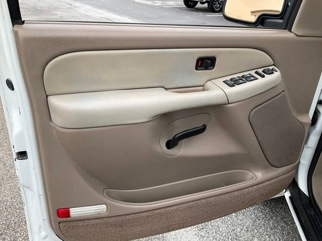 2002 Chevrolet Suburban LS