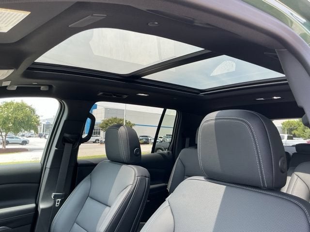 2027 Chevrolet Traverse LT - Photo 11
