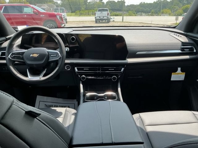 2027 Chevrolet Traverse LT - Photo 13