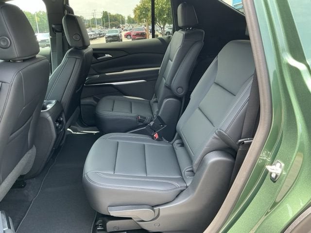 2027 Chevrolet Traverse LT - Photo 16