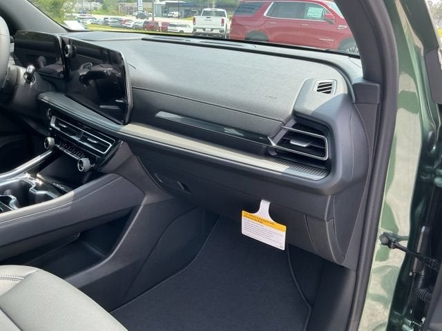 2027 Chevrolet Traverse LT - Photo 18
