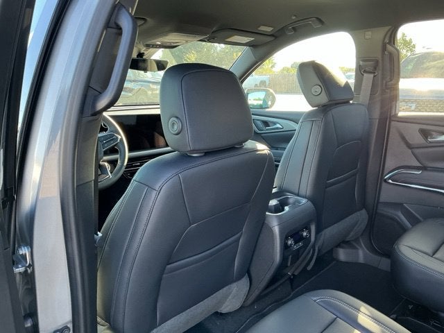 2027 Chevrolet Traverse LT - Photo 13