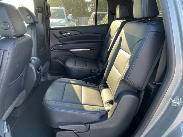 2027 Chevrolet Traverse LT - Photo 15