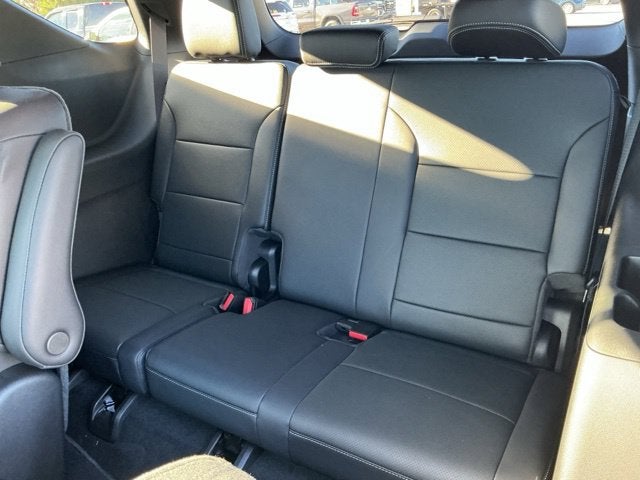 2027 Chevrolet Traverse LT - Photo 16
