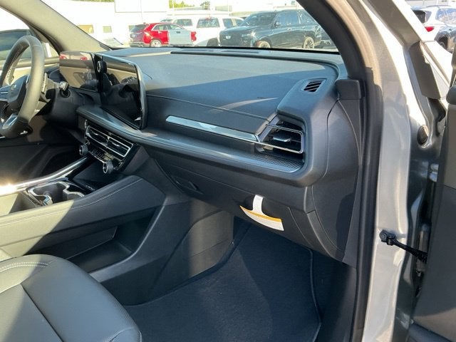 2027 Chevrolet Traverse LT - Photo 17