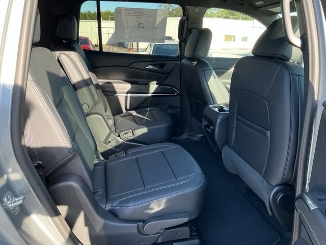 2027 Chevrolet Traverse LT - Photo 19