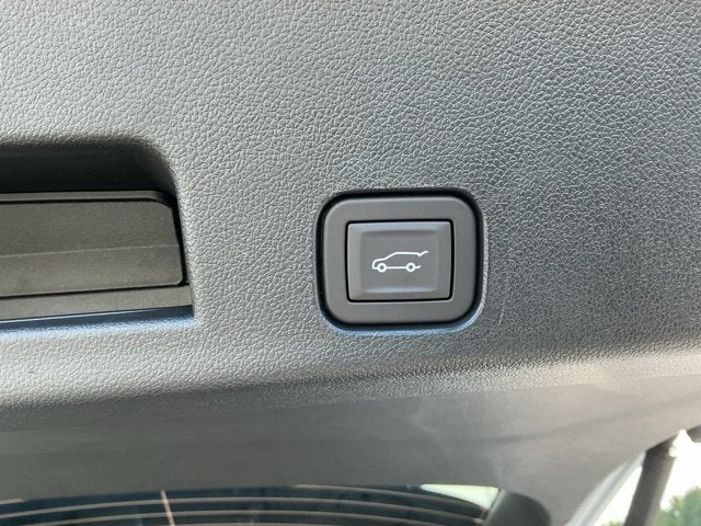 2027 Chevrolet Traverse Z71 - Photo 27