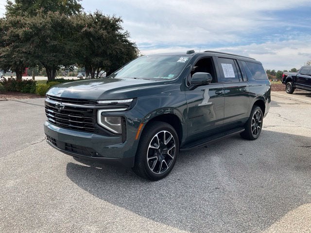 2025 Chevrolet Suburban RST