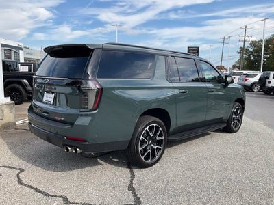2025 Chevrolet Suburban RST