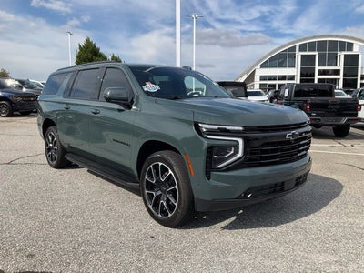 2025 Chevrolet Suburban RST