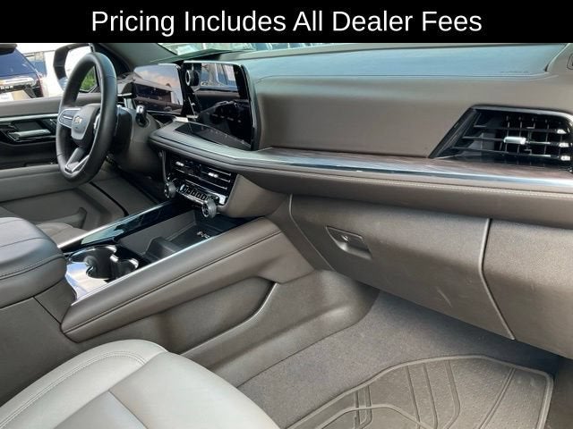 2025 Chevrolet Suburban LT