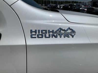 2023 Chevrolet Suburban High Country