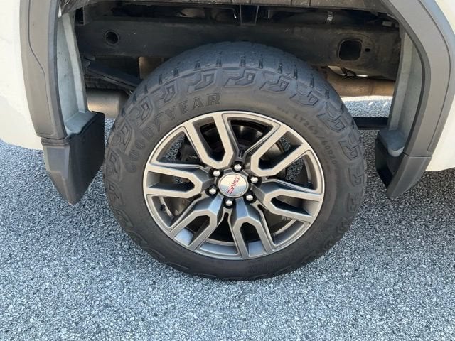 2022 GMC Sierra 1500 Limited AT4