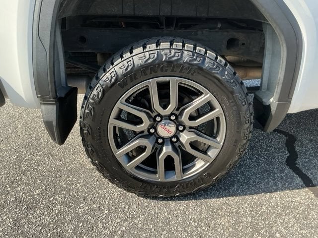 2022 GMC Sierra 1500 Limited AT4