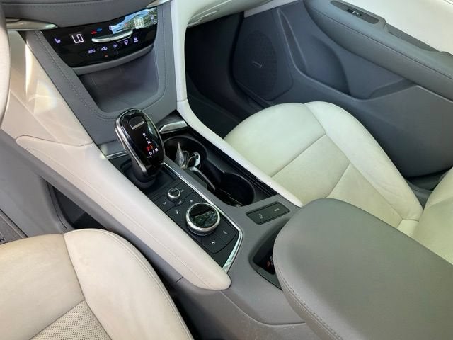 2021 Cadillac XT5 FWD Premium Luxury