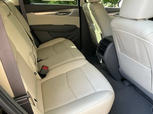 2021 Cadillac XT5 FWD Premium Luxury