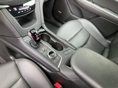 2024 Cadillac XT6 Luxury