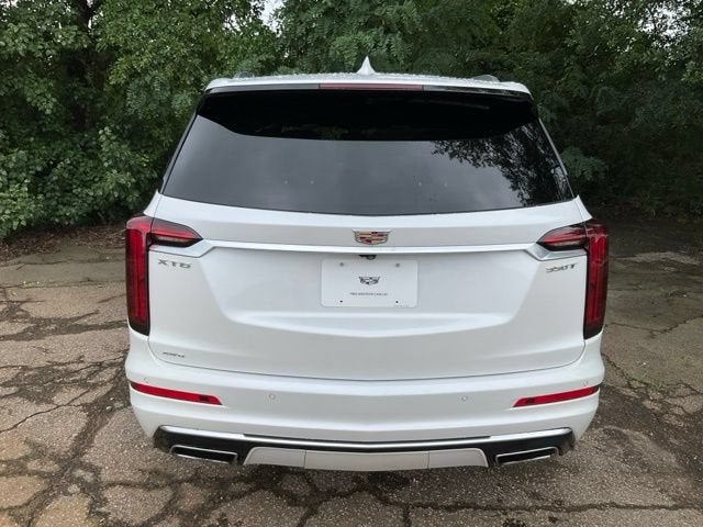 2024 Cadillac XT6 Luxury