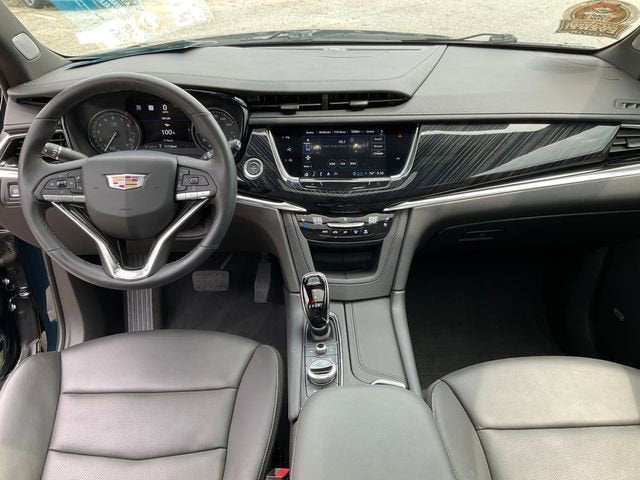 2025 Cadillac XT6 Premium Luxury