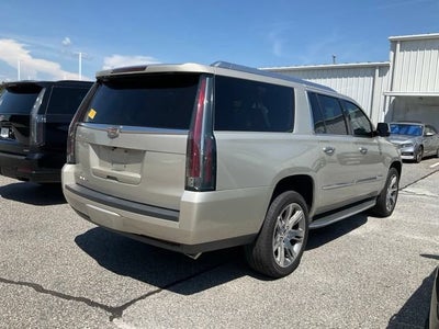 2015 Cadillac Escalade ESV Luxury
