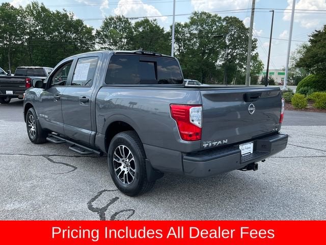 2024 Nissan Titan SV