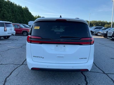 2025 Chrysler Pacifica Limited