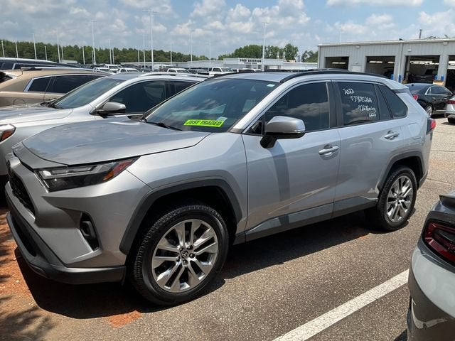 2022 Toyota RAV4 XLE Premium
