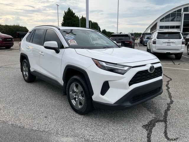 2024 Toyota RAV4 XLE