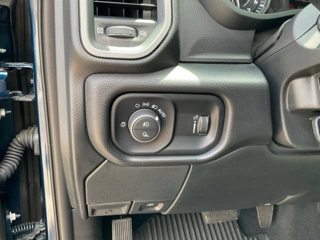 2024 RAM 2500 Tradesman Crew Cab 4x4 6'4" Box