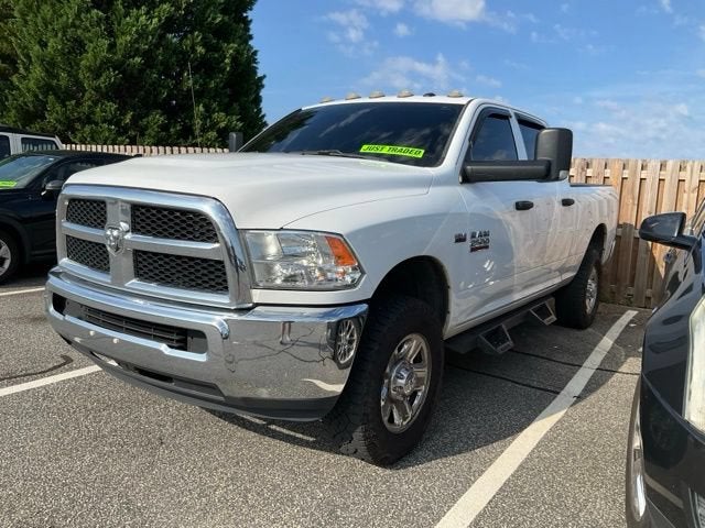2017 RAM 2500 Tradesman Crew Cab 4x4 6'4" Box