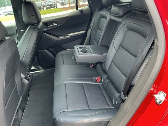 2027 Chevrolet Equinox LT - Photo 15