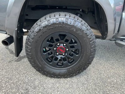 2022 Toyota Tacoma SR5 V6