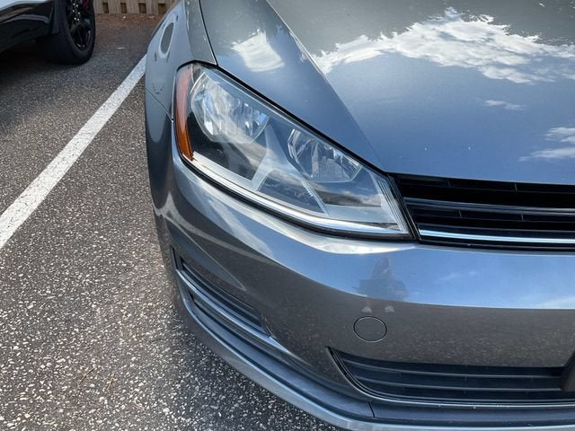 2015 Volkswagen Golf TDI S 4-Door