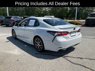 2024 Toyota Camry SE