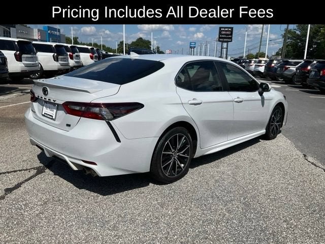 2024 Toyota Camry SE