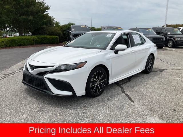 2022 Toyota Camry SE