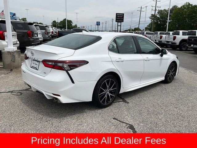 2022 Toyota Camry SE