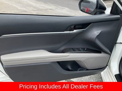 2022 Toyota Camry SE
