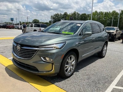 2023 Buick Enclave Premium